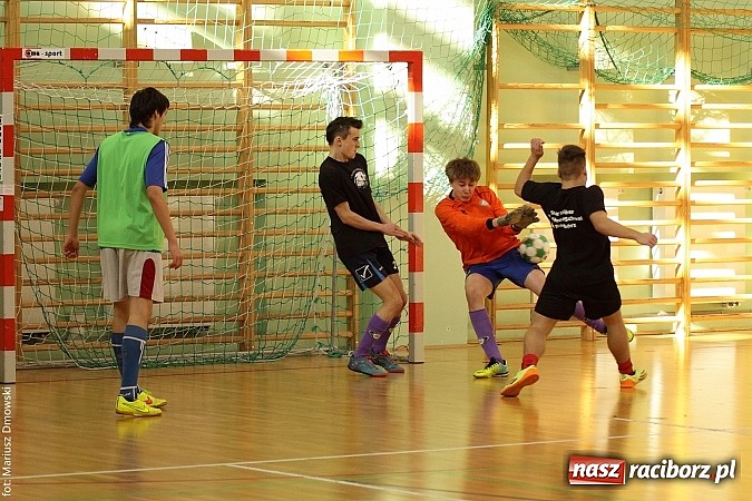 Zdjęcie w galerii na portalu naszraciborz.pl: Husaria najlepsza w halówce  wiadomości z regionu