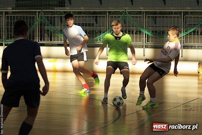 Zdjęcie w galerii na portalu naszraciborz.pl: Husaria najlepsza w halówce  wiadomości z regionu