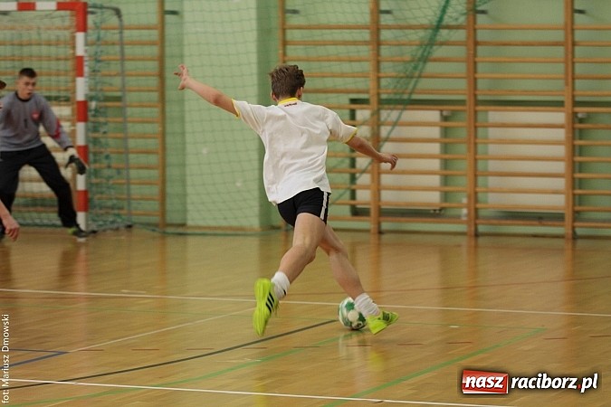 Zdjęcie w galerii na portalu naszraciborz.pl: Husaria najlepsza w halówce  wiadomości z regionu