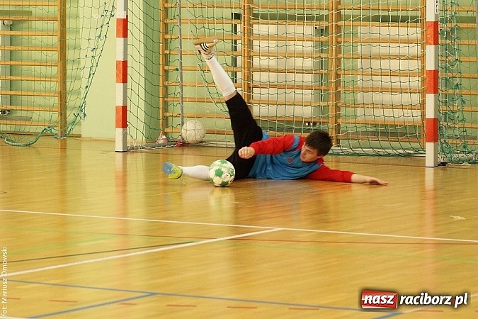 Zdjęcie w galerii na portalu naszraciborz.pl: Husaria najlepsza w halówce  wiadomości z regionu