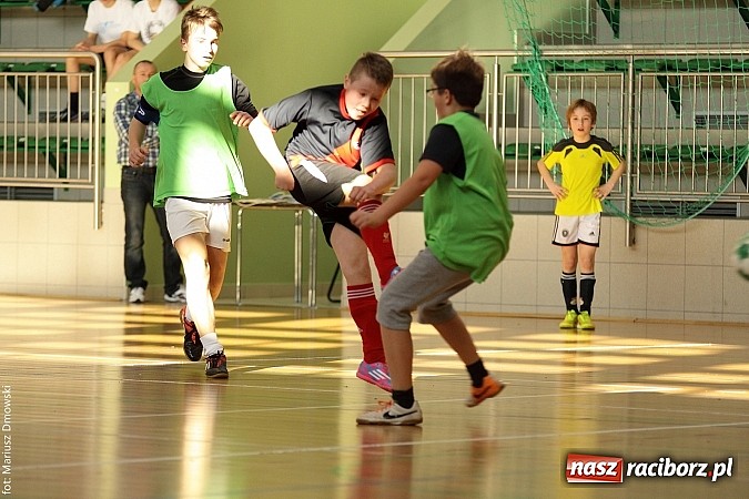 Zdjęcie w galerii na portalu naszraciborz.pl: Husaria najlepsza w halówce  wiadomości z regionu