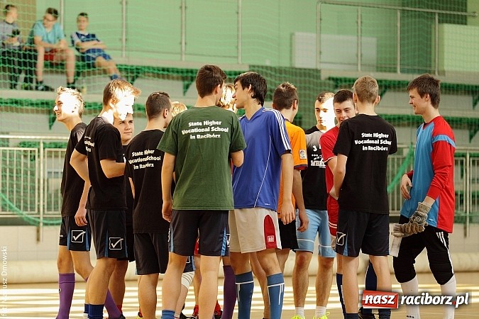 Zdjęcie w galerii na portalu naszraciborz.pl: Husaria najlepsza w halówce  wiadomości z regionu