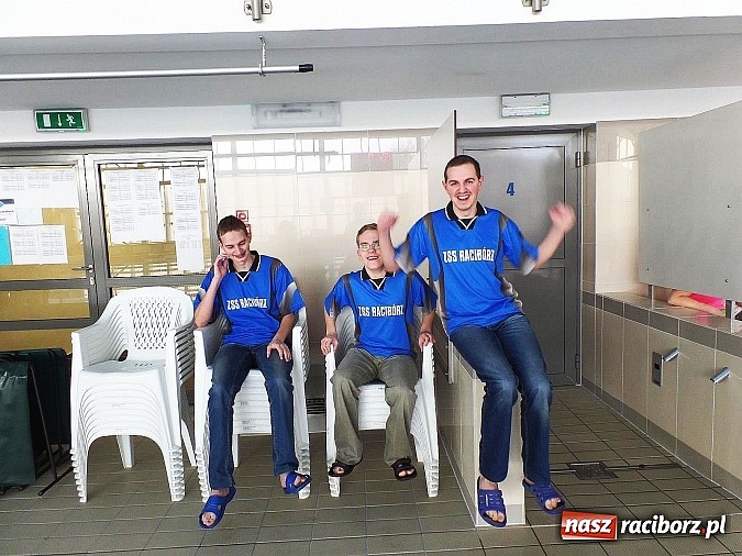 Zdjęcie w galerii na portalu naszraciborz.pl: Nasi reprezentanci na I Krakowskiej Gali Halliwick wiadomości z regionu