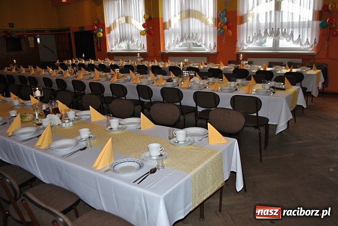 Zdjęcie w galerii na portalu naszraciborz.pl: Seniorzy świętowali w OSP Raszczyce wiadomości z regionu