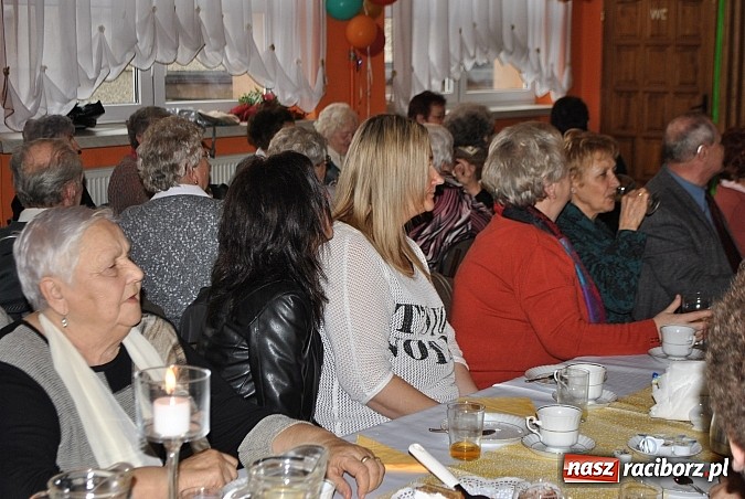 Zdjęcie w galerii na portalu naszraciborz.pl: Seniorzy świętowali w OSP Raszczyce wiadomości z regionu