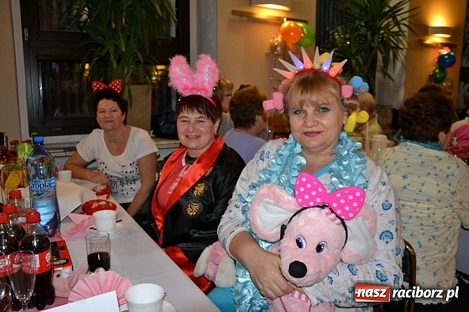 Zdjęcie w galerii na portalu naszraciborz.pl: Tłusty Czwartek, czy jak kto woli Babski Comber  wiadomości z regionu