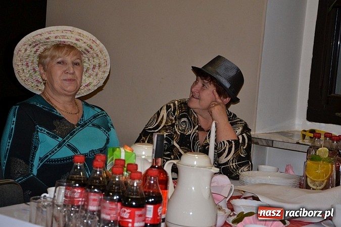 Zdjęcie w galerii na portalu naszraciborz.pl: Tłusty Czwartek, czy jak kto woli Babski Comber  wiadomości z regionu