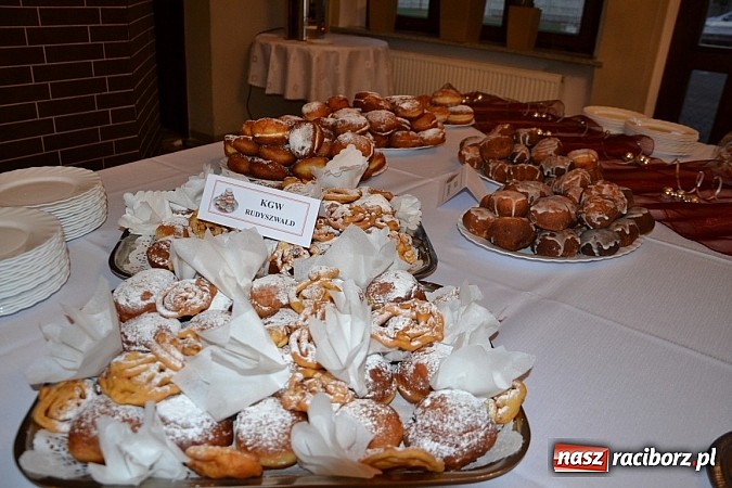 Zdjęcie w galerii na portalu naszraciborz.pl: Tłusty Czwartek, czy jak kto woli Babski Comber  wiadomości z regionu