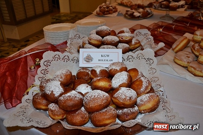 Zdjęcie w galerii na portalu naszraciborz.pl: Tłusty Czwartek, czy jak kto woli Babski Comber  wiadomości z regionu