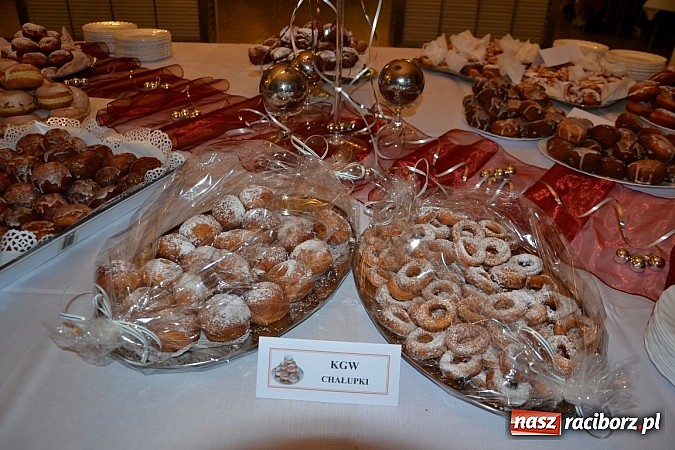 Zdjęcie w galerii na portalu naszraciborz.pl: Tłusty Czwartek, czy jak kto woli Babski Comber  wiadomości z regionu