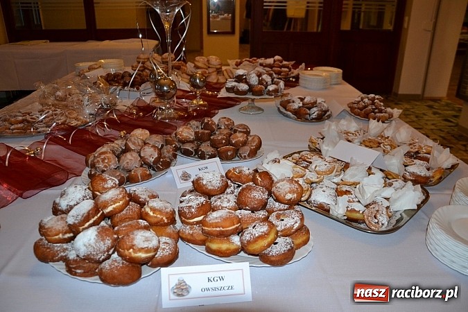 Zdjęcie w galerii na portalu naszraciborz.pl: Tłusty Czwartek, czy jak kto woli Babski Comber  wiadomości z regionu