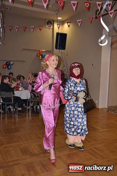 Zdjęcie w galerii na portalu naszraciborz.pl: Tłusty Czwartek, czy jak kto woli Babski Comber  wiadomości z regionu