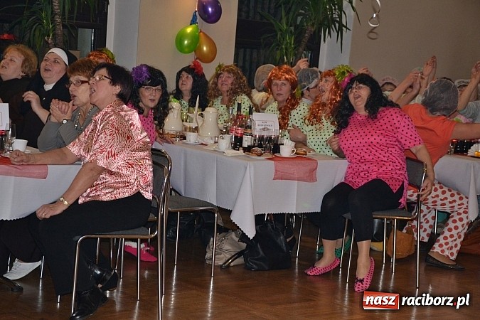 Zdjęcie w galerii na portalu naszraciborz.pl: Tłusty Czwartek, czy jak kto woli Babski Comber  wiadomości z regionu