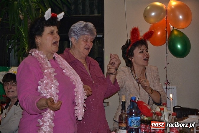 Zdjęcie w galerii na portalu naszraciborz.pl: Tłusty Czwartek, czy jak kto woli Babski Comber  wiadomości z regionu