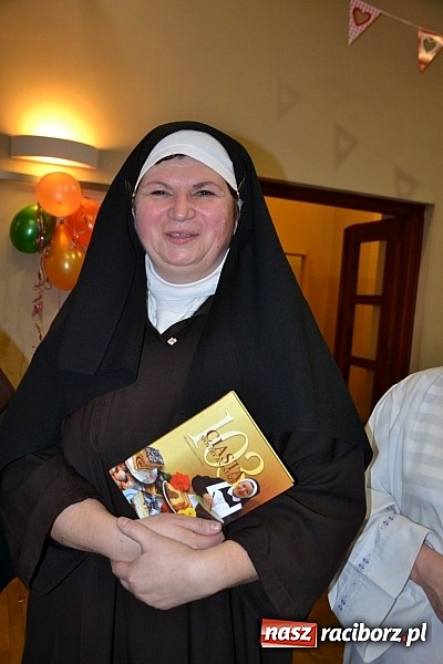 Zdjęcie w galerii na portalu naszraciborz.pl: Tłusty Czwartek, czy jak kto woli Babski Comber  wiadomości z regionu