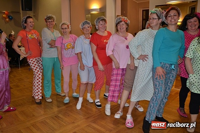 Zdjęcie w galerii na portalu naszraciborz.pl: Tłusty Czwartek, czy jak kto woli Babski Comber  wiadomości z regionu