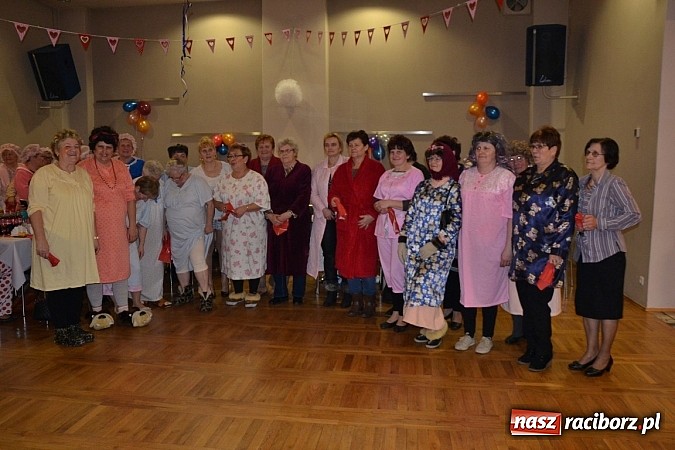 Zdjęcie w galerii na portalu naszraciborz.pl: Tłusty Czwartek, czy jak kto woli Babski Comber  wiadomości z regionu