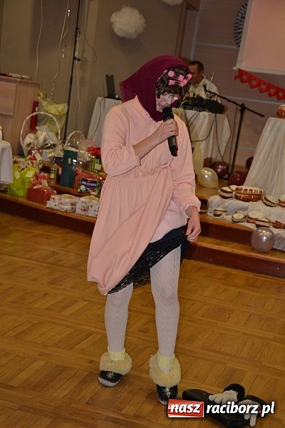 Zdjęcie w galerii na portalu naszraciborz.pl: Tłusty Czwartek, czy jak kto woli Babski Comber  wiadomości z regionu