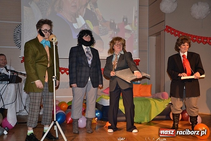 Zdjęcie w galerii na portalu naszraciborz.pl: Tłusty Czwartek, czy jak kto woli Babski Comber  wiadomości z regionu