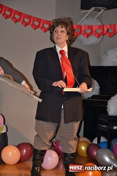 Zdjęcie w galerii na portalu naszraciborz.pl: Tłusty Czwartek, czy jak kto woli Babski Comber  wiadomości z regionu