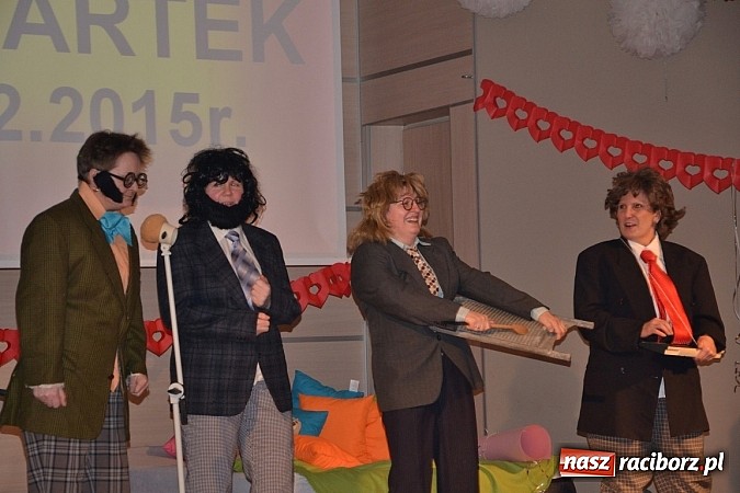 Zdjęcie w galerii na portalu naszraciborz.pl: Tłusty Czwartek, czy jak kto woli Babski Comber  wiadomości z regionu