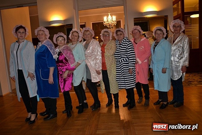 Zdjęcie w galerii na portalu naszraciborz.pl: Tłusty Czwartek, czy jak kto woli Babski Comber  wiadomości z regionu