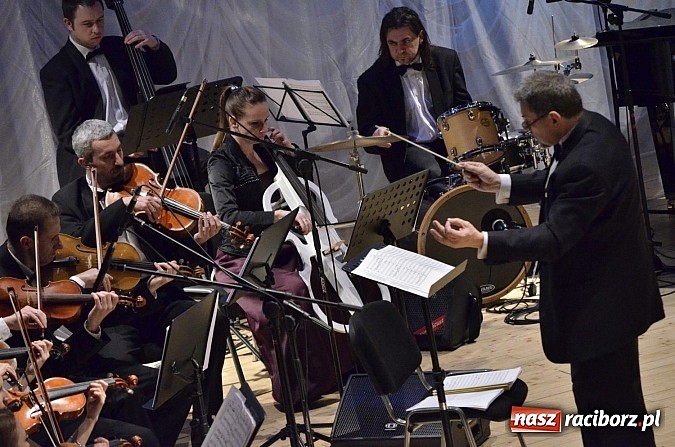 Zdjęcie w galerii na portalu naszraciborz.pl: Koncert karnawałowy we włoskim klimacie w Raciborskim Centrum Kultury wiadomości z regionu