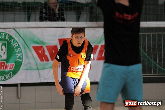 Zdjęcie w galerii na portalu naszraciborz.pl: Cofała-Rzytki najlepsi w turnieju dwójek wiadomości z regionu