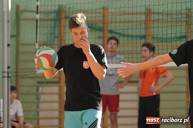 Zdjęcie w galerii na portalu naszraciborz.pl: Cofała-Rzytki najlepsi w turnieju dwójek wiadomości z regionu