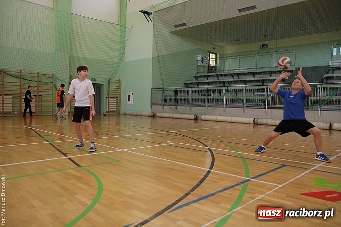 Zdjęcie w galerii na portalu naszraciborz.pl: Cofała-Rzytki najlepsi w turnieju dwójek wiadomości z regionu