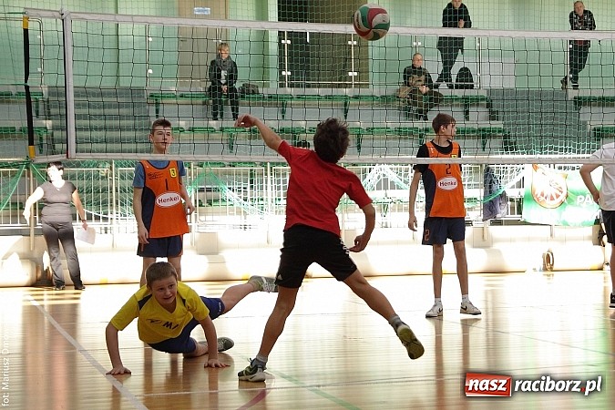 Zdjęcie w galerii na portalu naszraciborz.pl: Cofała-Rzytki najlepsi w turnieju dwójek wiadomości z regionu