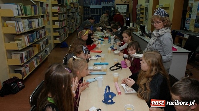 Zdjęcie w galerii na portalu naszraciborz.pl: Bal w… Hogwarcie na koniec ferii w bibliotece wiadomości z regionu