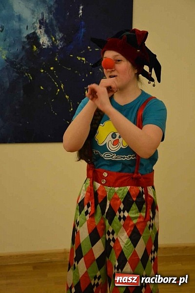 Zdjęcie w galerii na portalu naszraciborz.pl: Zamkowa maskarada karnawałowa dla dzieci za nami  wiadomości z regionu