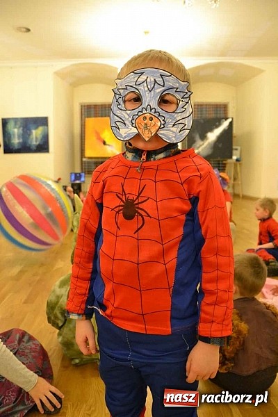Zdjęcie w galerii na portalu naszraciborz.pl: Zamkowa maskarada karnawałowa dla dzieci za nami  wiadomości z regionu