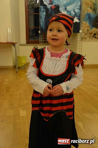 Zdjęcie w galerii na portalu naszraciborz.pl: Zamkowa maskarada karnawałowa dla dzieci za nami  wiadomości z regionu