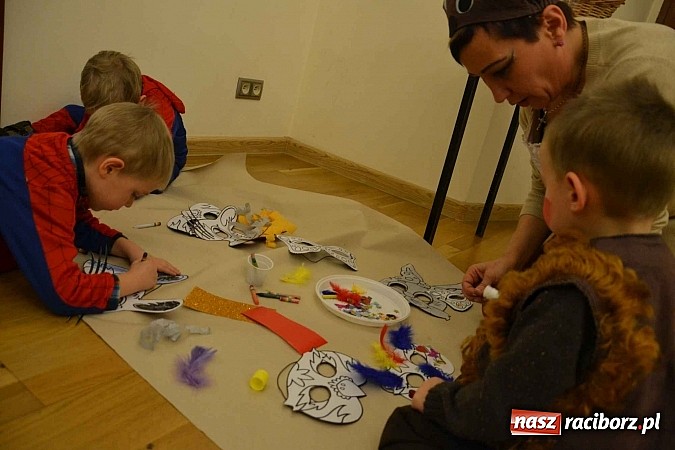Zdjęcie w galerii na portalu naszraciborz.pl: Zamkowa maskarada karnawałowa dla dzieci za nami  wiadomości z regionu