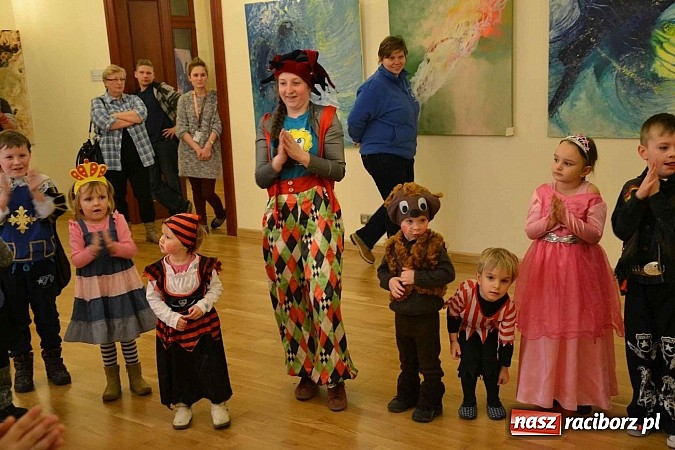 Zdjęcie w galerii na portalu naszraciborz.pl: Zamkowa maskarada karnawałowa dla dzieci za nami  wiadomości z regionu