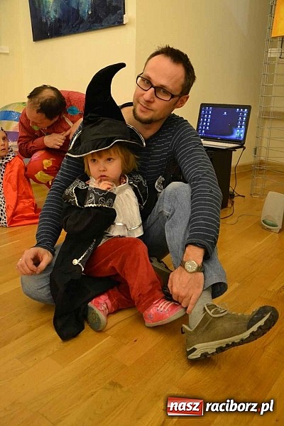 Zdjęcie w galerii na portalu naszraciborz.pl: Zamkowa maskarada karnawałowa dla dzieci za nami  wiadomości z regionu