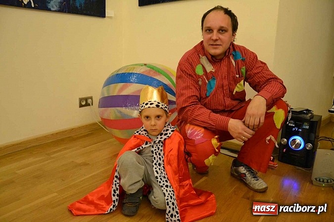 Zdjęcie w galerii na portalu naszraciborz.pl: Zamkowa maskarada karnawałowa dla dzieci za nami  wiadomości z regionu