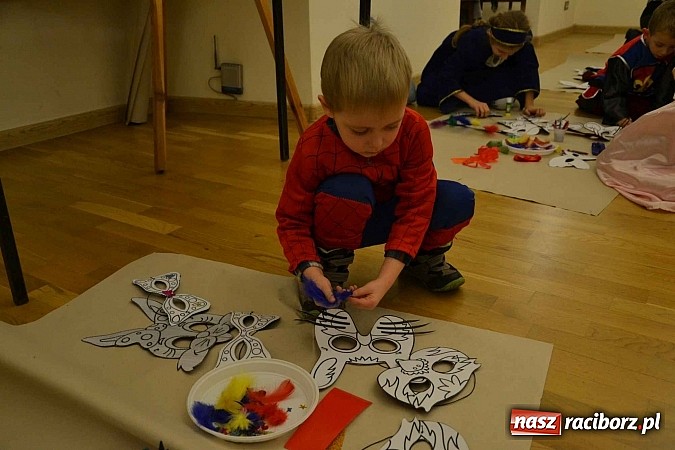 Zdjęcie w galerii na portalu naszraciborz.pl: Zamkowa maskarada karnawałowa dla dzieci za nami  wiadomości z regionu