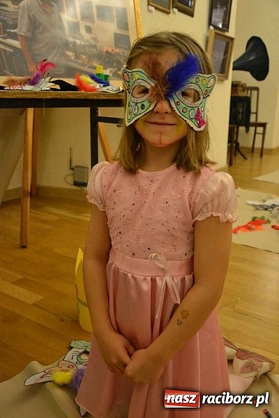Zdjęcie w galerii na portalu naszraciborz.pl: Zamkowa maskarada karnawałowa dla dzieci za nami  wiadomości z regionu