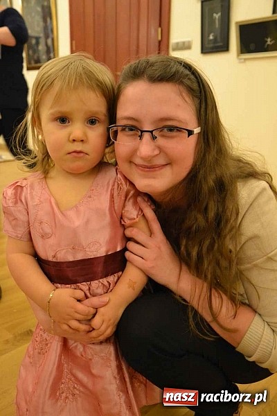 Zdjęcie w galerii na portalu naszraciborz.pl: Zamkowa maskarada karnawałowa dla dzieci za nami  wiadomości z regionu