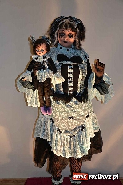 Zdjęcie w galerii na portalu naszraciborz.pl: Zamkowa maskarada karnawałowa dla dzieci za nami  wiadomości z regionu