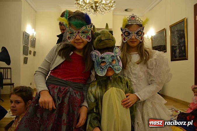 Zdjęcie w galerii na portalu naszraciborz.pl: Zamkowa maskarada karnawałowa dla dzieci za nami  wiadomości z regionu