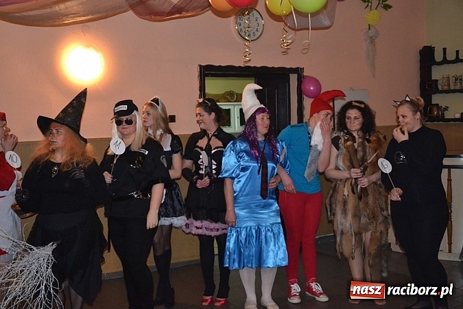 Zdjęcie w galerii na portalu naszraciborz.pl: 120 kobiet na Babskim Combrze w Jankowicach!  wiadomości z regionu