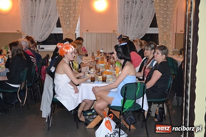 Zdjęcie w galerii na portalu naszraciborz.pl: 120 kobiet na Babskim Combrze w Jankowicach!  wiadomości z regionu