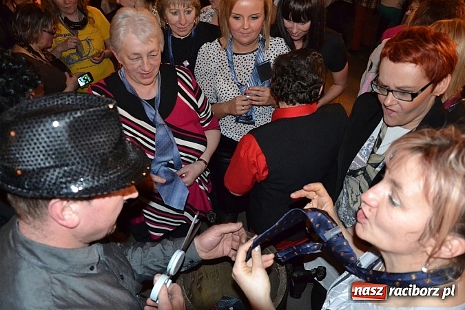 Zdjęcie w galerii na portalu naszraciborz.pl: 120 kobiet na Babskim Combrze w Jankowicach!  wiadomości z regionu