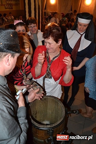 Zdjęcie w galerii na portalu naszraciborz.pl: 120 kobiet na Babskim Combrze w Jankowicach!  wiadomości z regionu