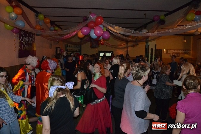 Zdjęcie w galerii na portalu naszraciborz.pl: 120 kobiet na Babskim Combrze w Jankowicach!  wiadomości z regionu