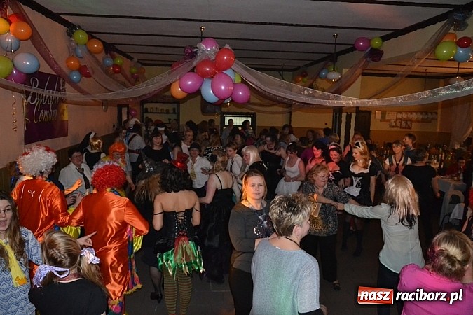 Zdjęcie w galerii na portalu naszraciborz.pl: 120 kobiet na Babskim Combrze w Jankowicach!  wiadomości z regionu